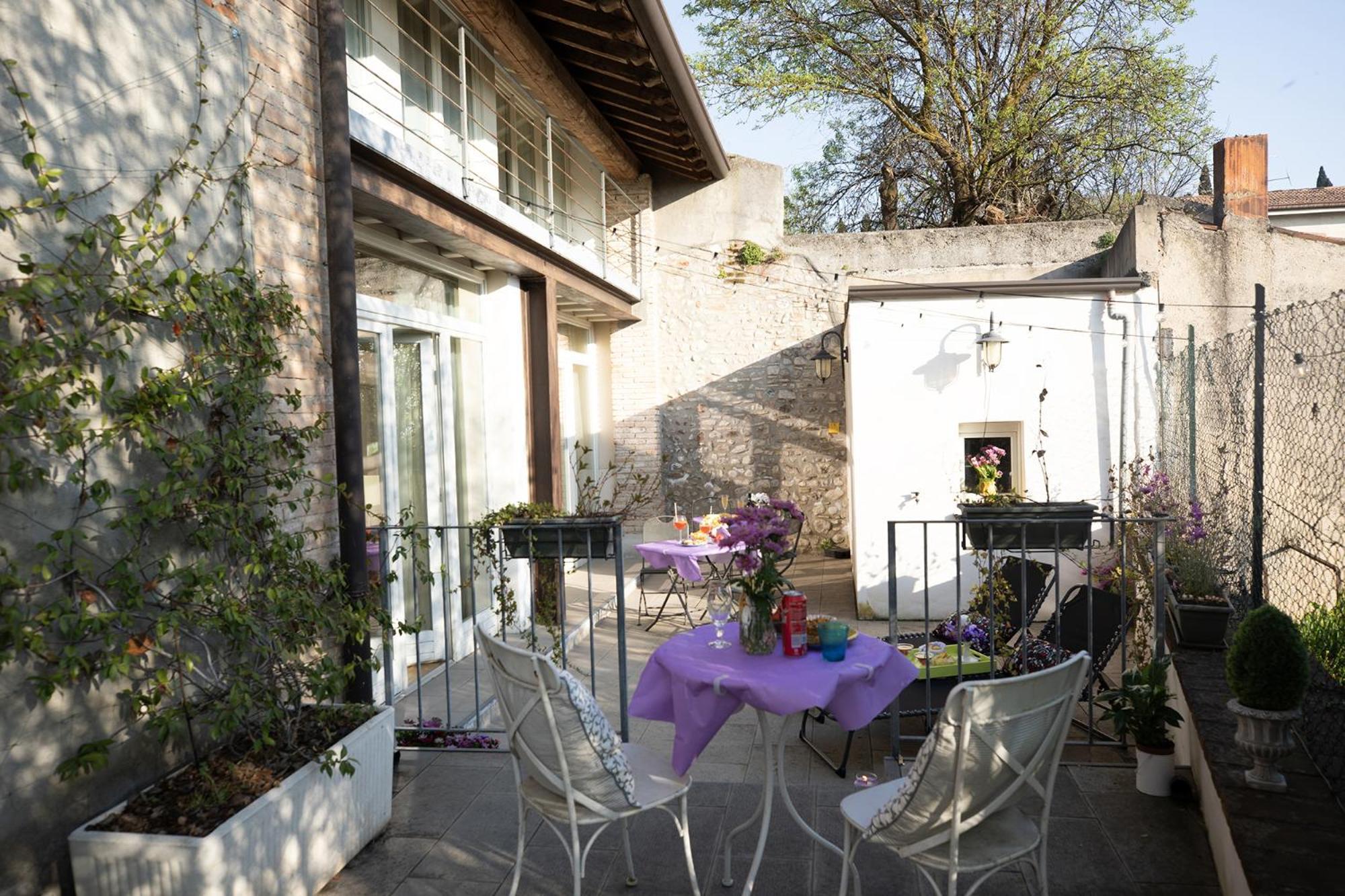 Relais La Rocca Solferino Bed & Breakfast Exterior foto