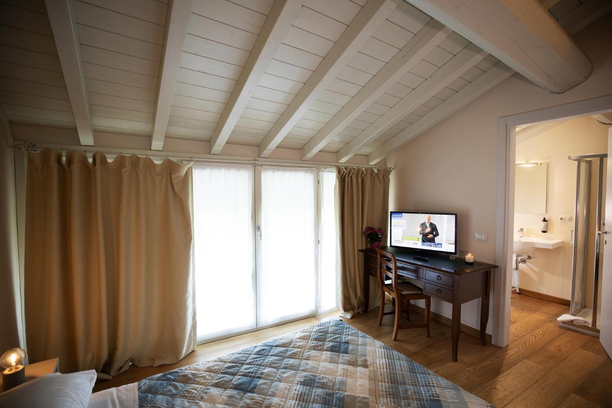 Relais La Rocca Solferino Bed & Breakfast Exterior foto